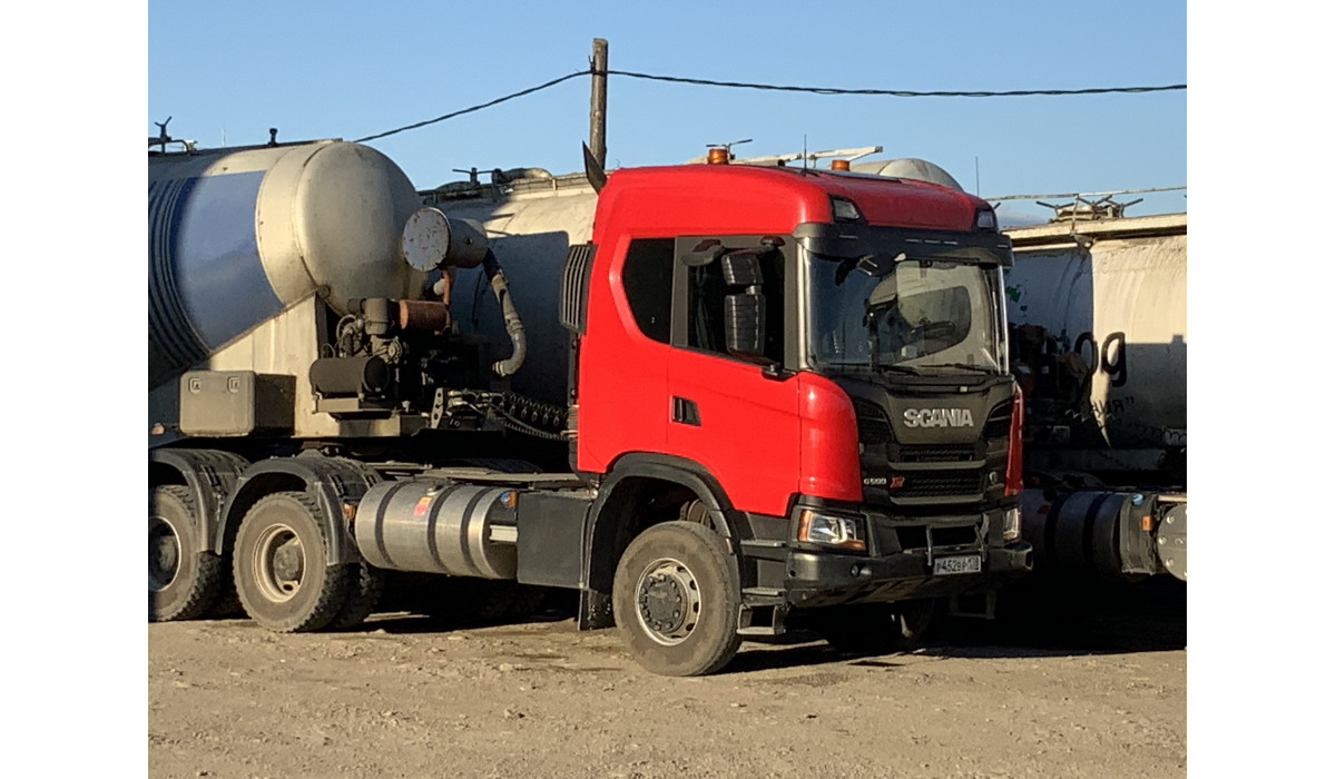 Scania G500 с полуприцепом - цементовозом